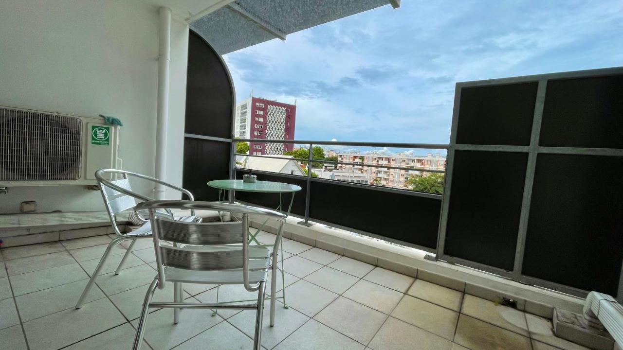 סיינט דניס Studio Cosy Tout Equipe - Idealement Situe מראה חיצוני תמונה
